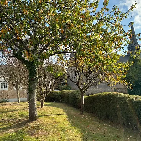 La Maison Du Clocher Landhaus Jupilles