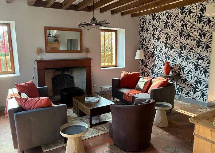 La Maison Du Clocher Casa de Campo *