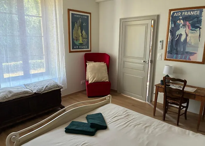 La Maison Du Clocher Jupilles